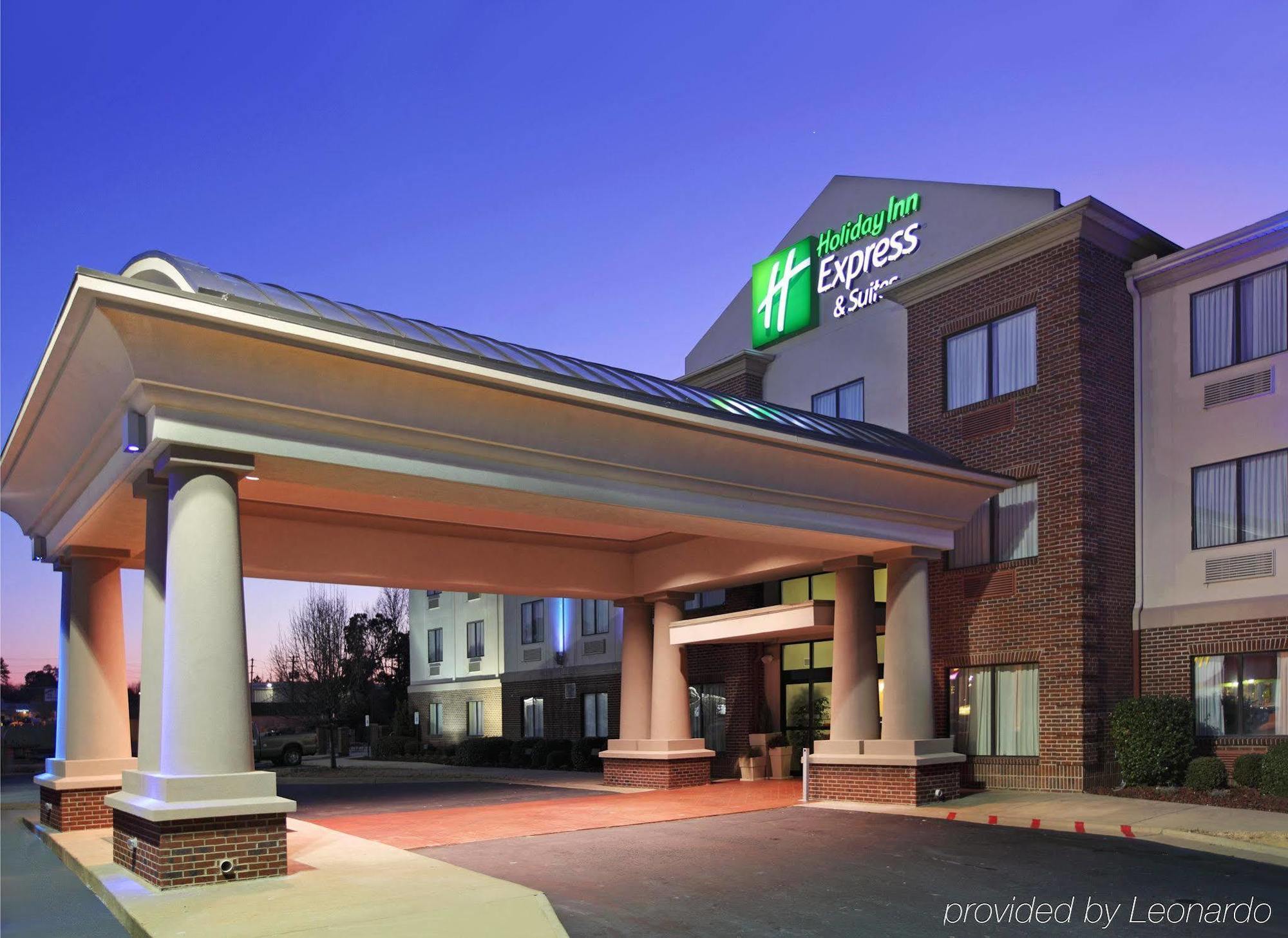 Comfort Inn & Suites Pine Bluff Exterior foto